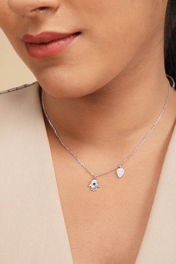 Unveiling the Charisma of Evil Eye Jewelry: Protection with Style