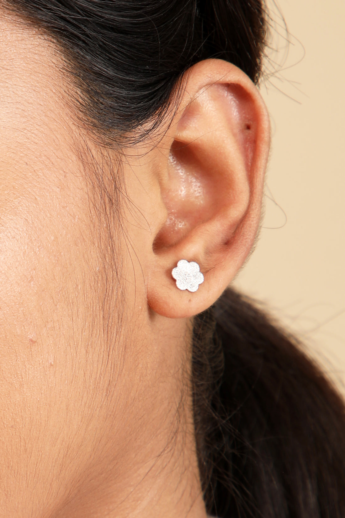 Frosted Flora Silver Earring