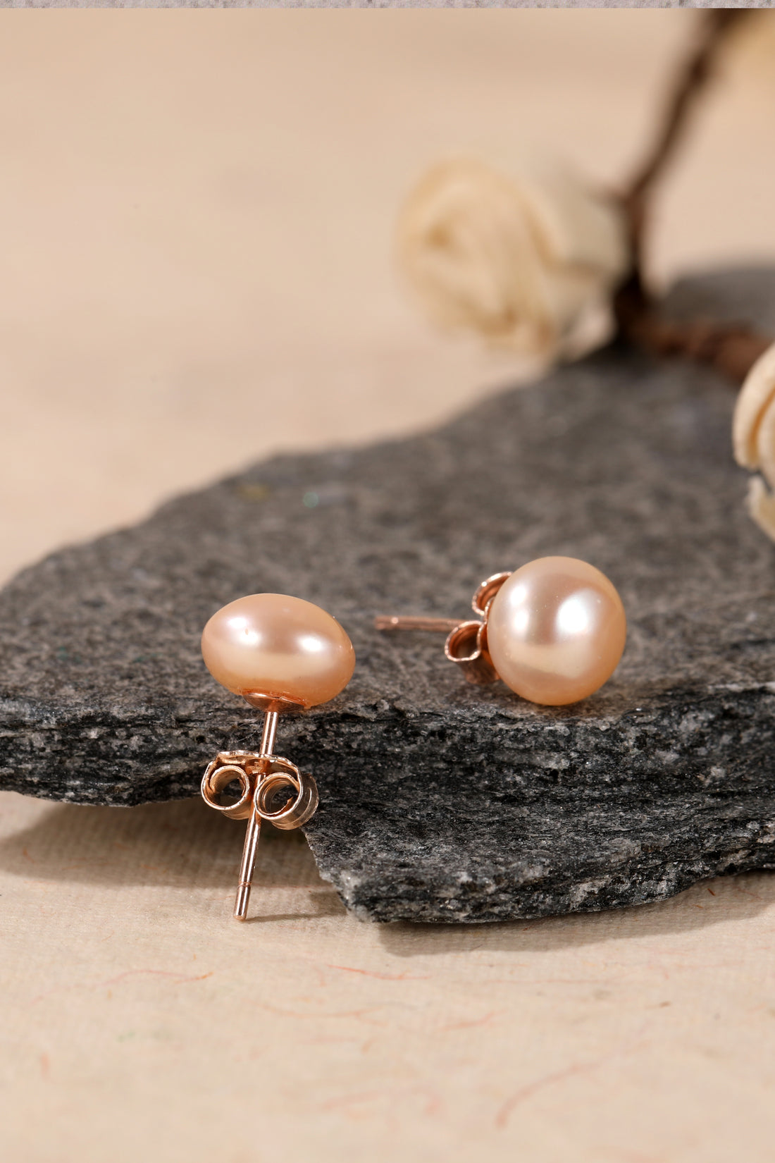 Big Pearl Marvel Silver Stud