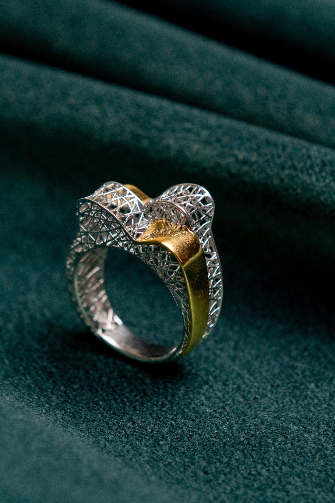Vintage Wave Cocktail Ring