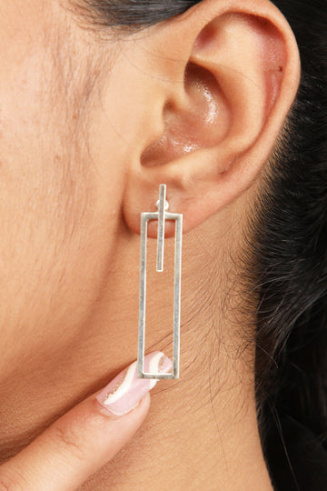 Elegant Silver Bar Earring