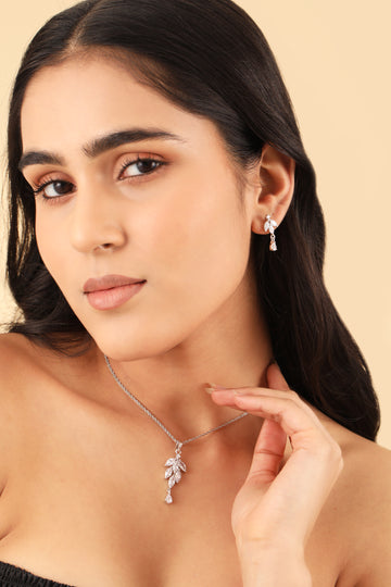 Olive Love Pendant Set