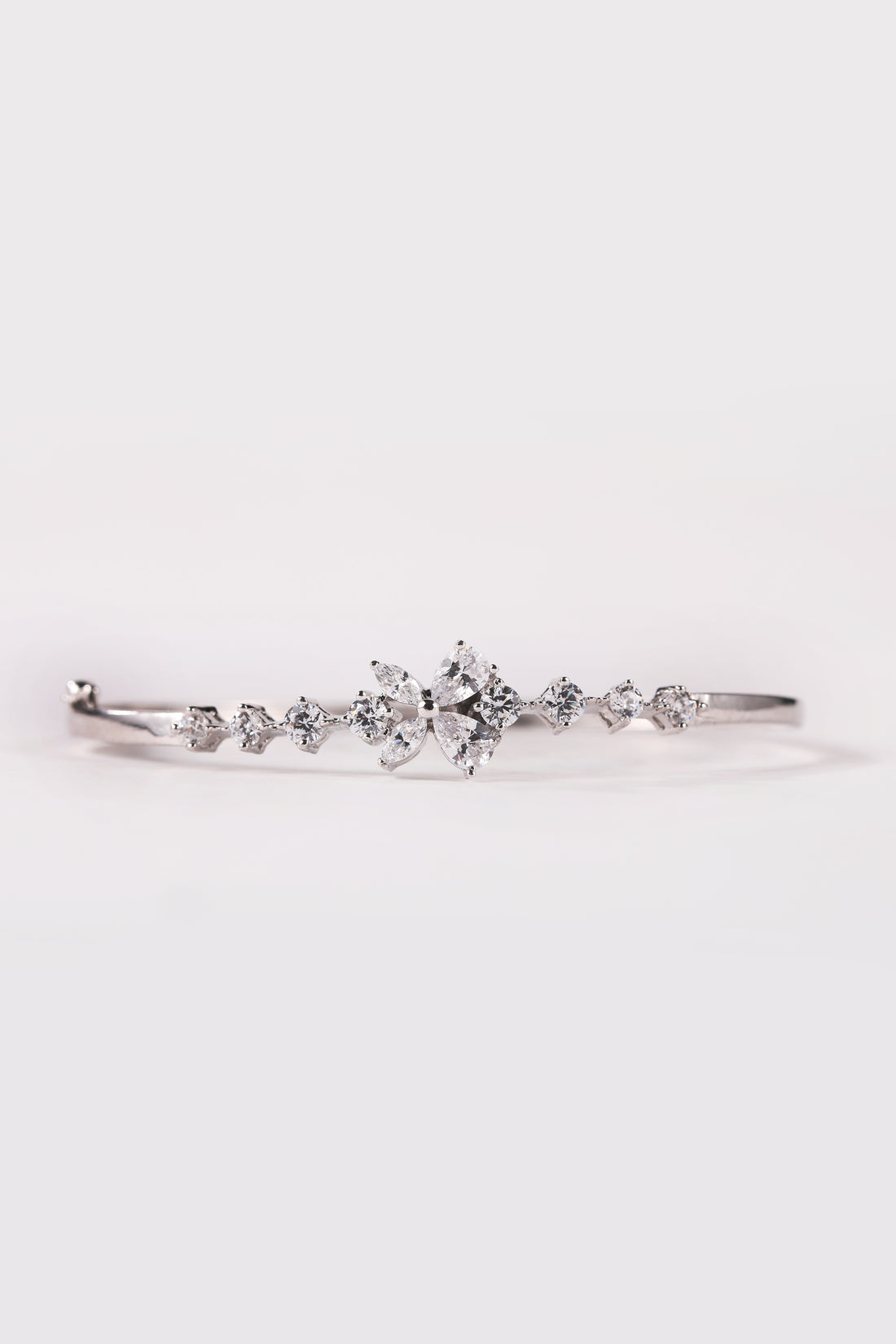 Bloom Silver Link Openable Bracelet