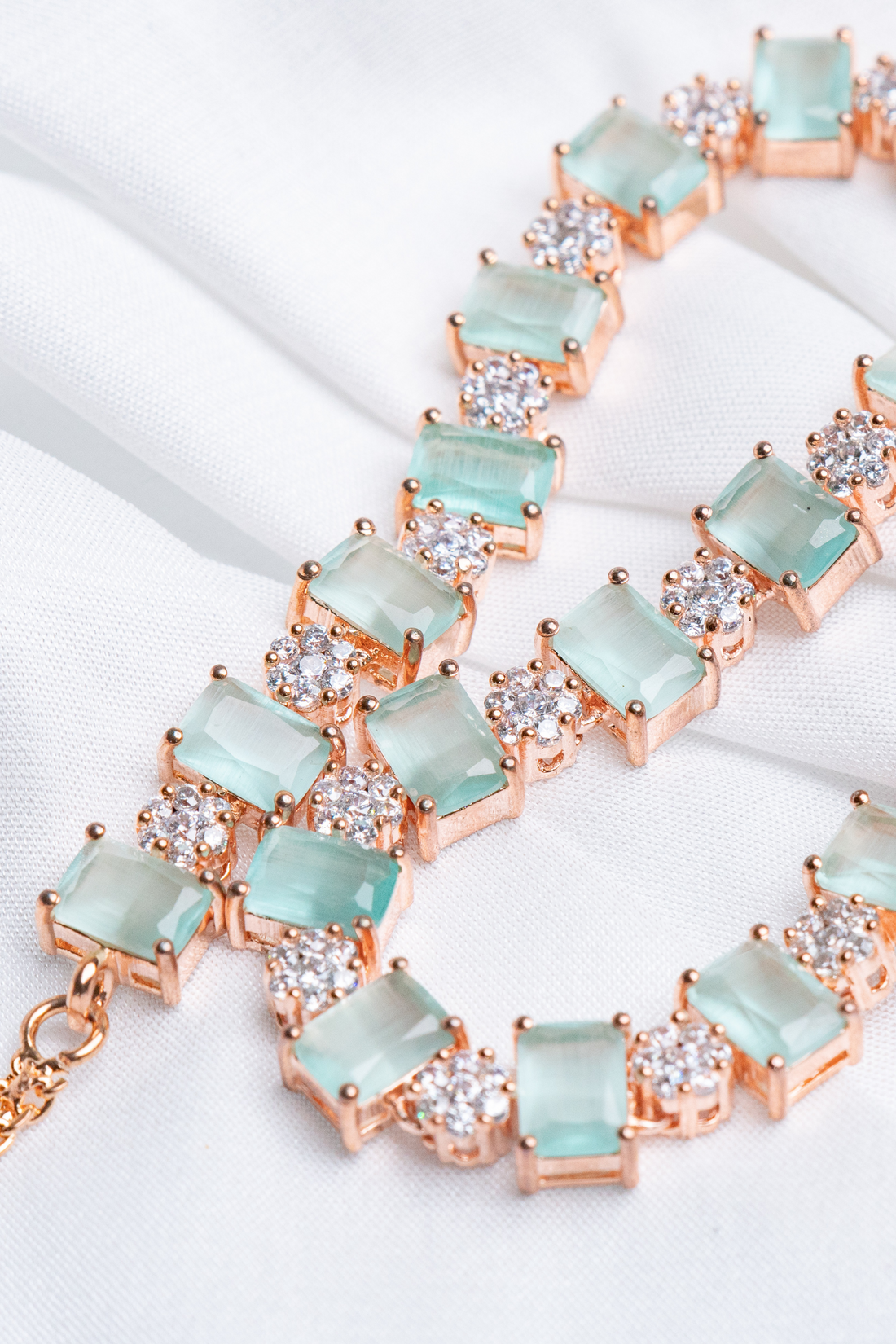Green Fusion Necklace Set in Rose Gold