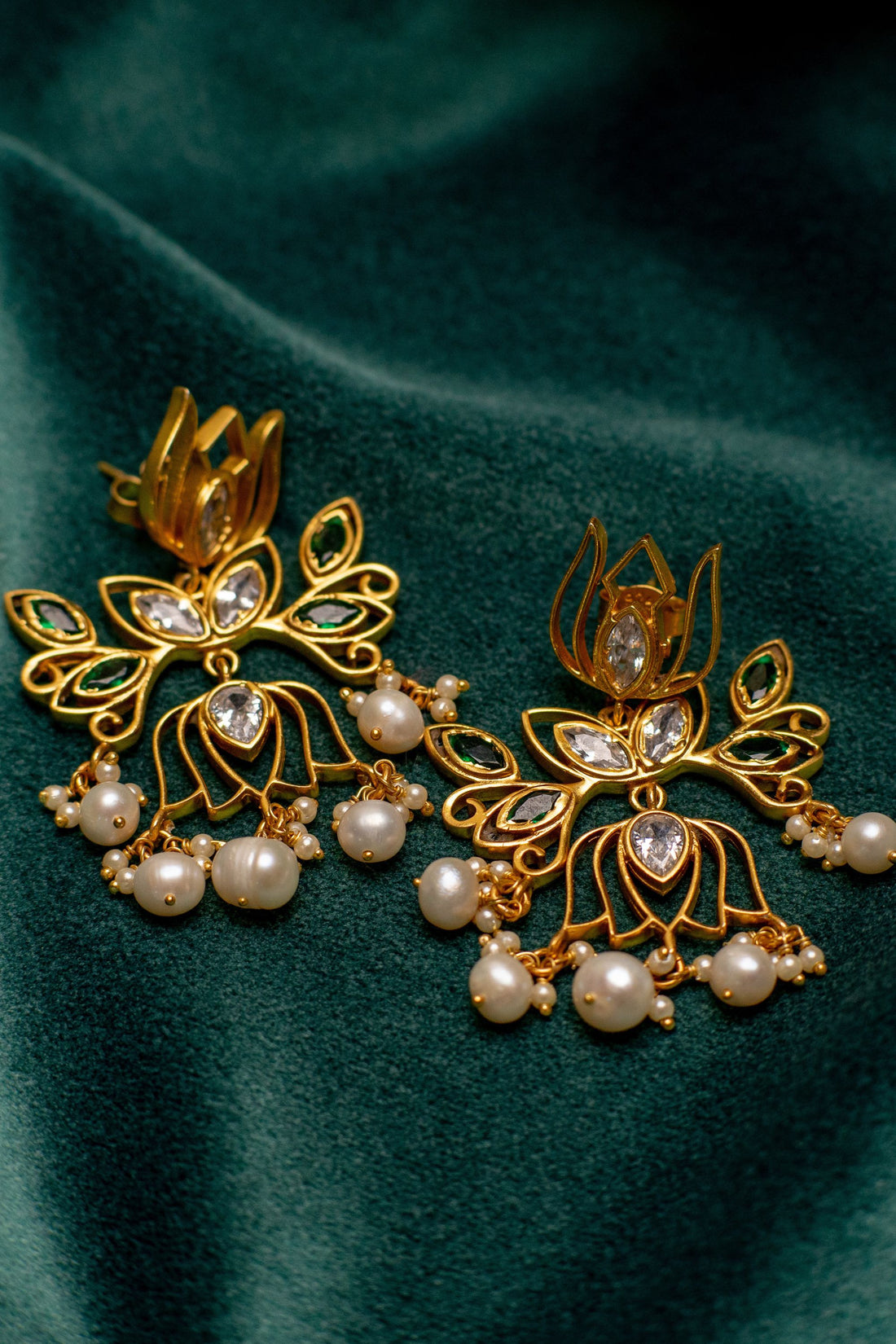 Hrida- Handcrafted Statement Earring