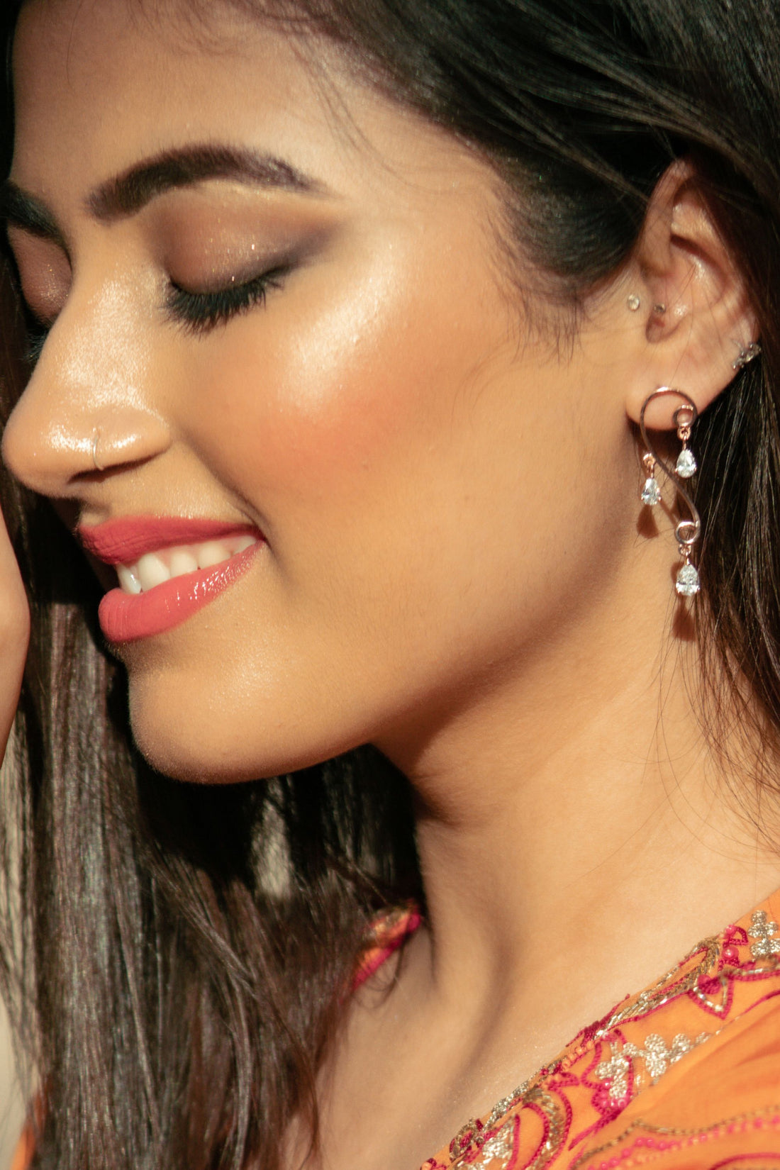 Swirl of Elegance Earring