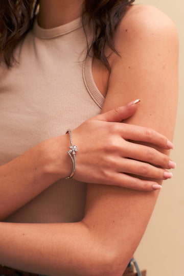 Bloom Silver Openable Bracelet