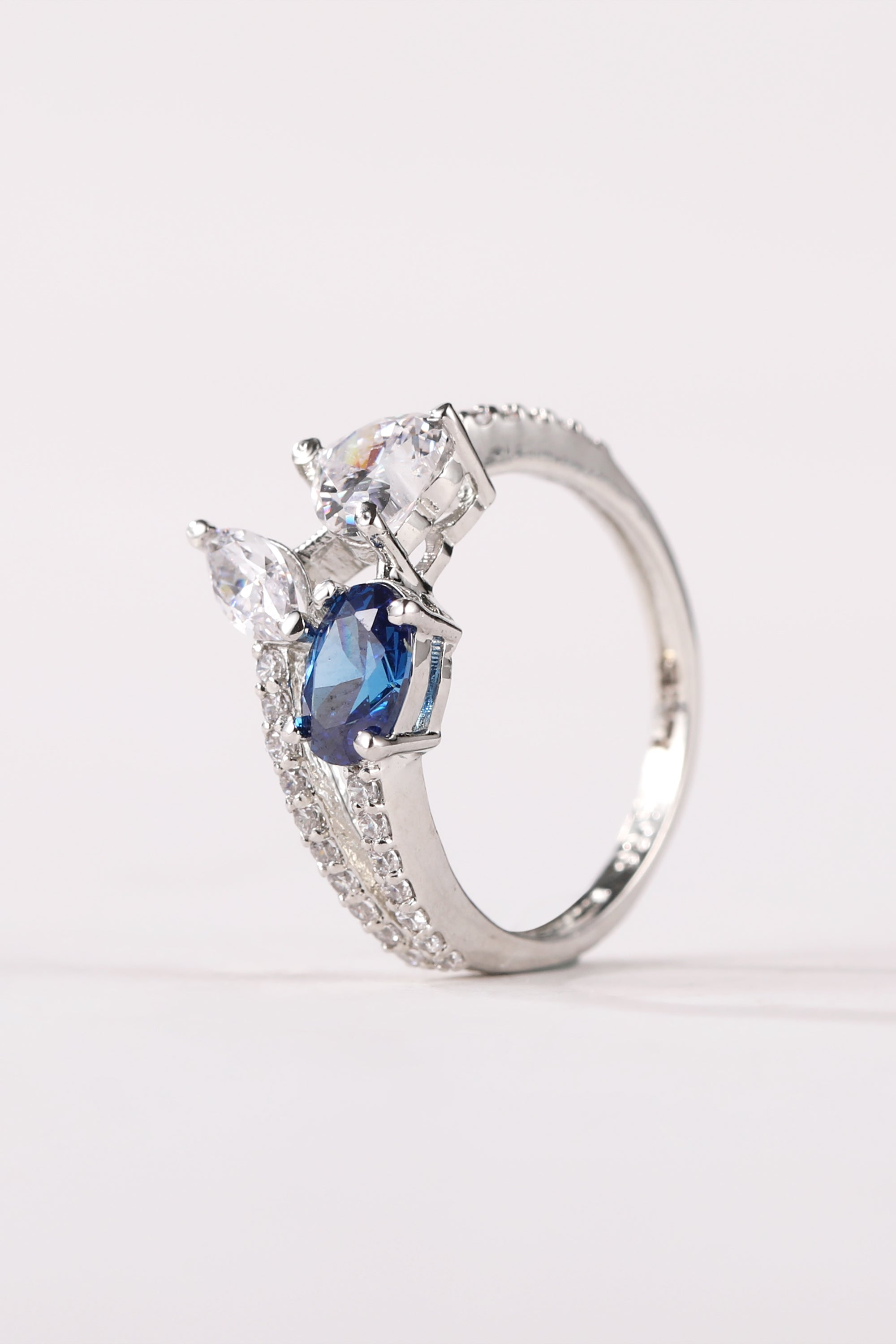 Cluster Ring with Blue Crystal