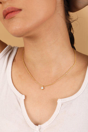 Dainty Gold Pendant