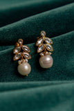 Anandita Pearl Earring